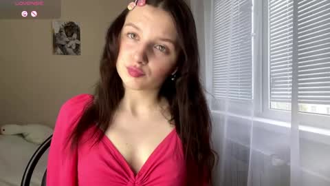 Lillian online show from 11, 4, 2026