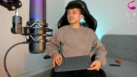 Snapshot of jacob_ferrer chatting on 10, 2, 2026 JACOB FERRER online show from 10, 2, 2026