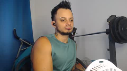 Snapshot of jacobjamess chatting on 31, 12, 2024 jacobjamess online show from 31, 12, 2024