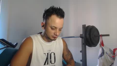 Snapshot of jacobjamess chatting on 11, 1, 2025 jacobjamess online show from 11, 1, 2025