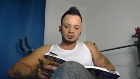 Snapshot of jacobjamess chatting on 28, 1, 2025 jacobjamess online show from 28, 1, 2025