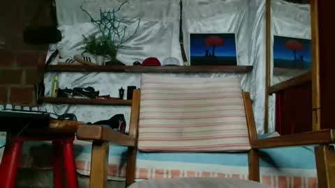 My loves Collaborate with me with my content for sale it helps me a lot online show from 17, 12, 2025