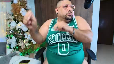 Snapshot of jacoob_woods chatting on 15, 12, 2024 daddy sir master bear online show from 15, 12, 2024