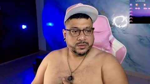 daddy sir master bear online show from 25, 5, 2026