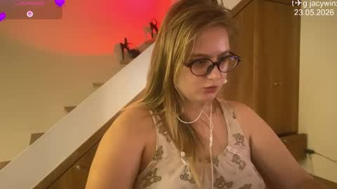 Snapshot of jacywinslat chatting on 23, 5, 2026 jacywinslat online show from 23, 5, 2026