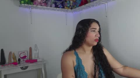 JADDE LUXY online show from 3, 2, 2025