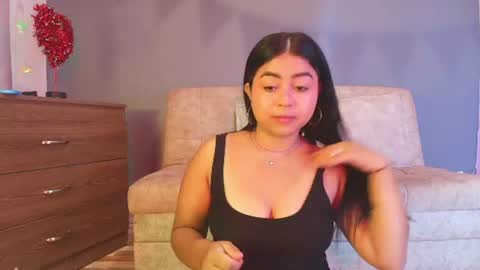 Snapshot of jade_brunnette chatting on 27, 6, 2026 Jade Brunete online show from 27, 6, 2026