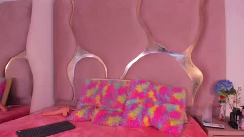 Snapshot of jade_ht chatting on 17, 6, 2026 jade_ht online show from 17, 6, 2026