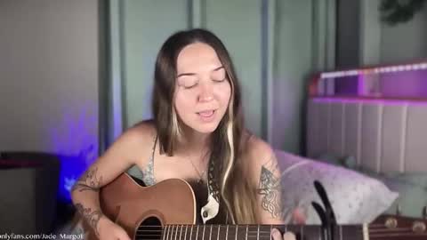 Jade Margot online show from 22, 11, 2025