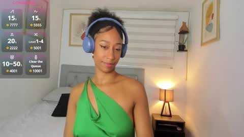 Snapshot of jade_obi chatting on 24, 2, 2025 Jade smile online show from 24, 2, 2025