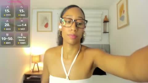 Snapshot of jade_obi chatting on 6, 3, 2025 Jade smile online show from 6, 3, 2025
