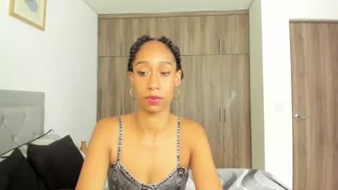 Snapshot of jade_obi chatting on 17, 9, 2025 Jade smile online show from 17, 9, 2025
