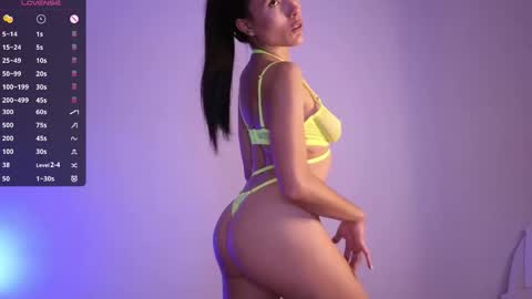 Snapshot of jade_paris chatting on 13, 9, 2025 Jade Paris online show from 13, 9, 2025