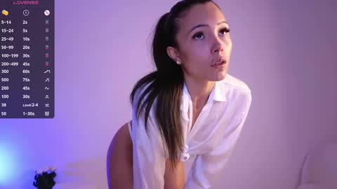 Snapshot of jade_paris chatting on 3, 10, 2025 Jade Paris online show from 3, 10, 2025