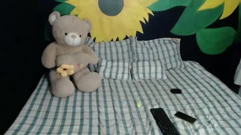 Snapshot of jade_scarlett1 chatting on 1, 2, 2025 jade_scarlett1 online show from 1, 2, 2025