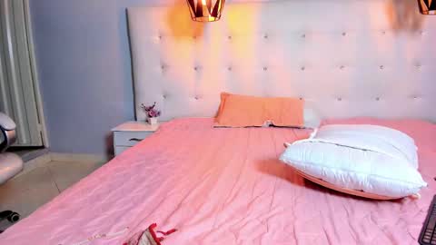 karlla scarlet online show from 21, 12, 2024