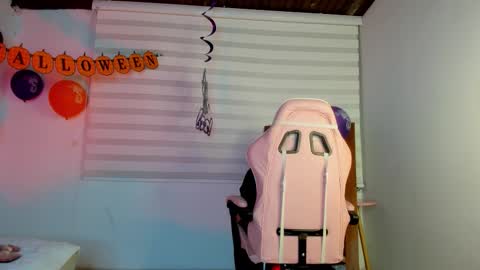 Jade online show from 24, 10, 2025