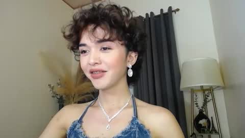 Adriana online show from 4, 10, 2025