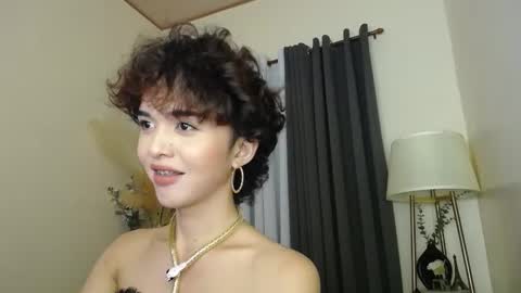 Adriana online show from 6, 10, 2025