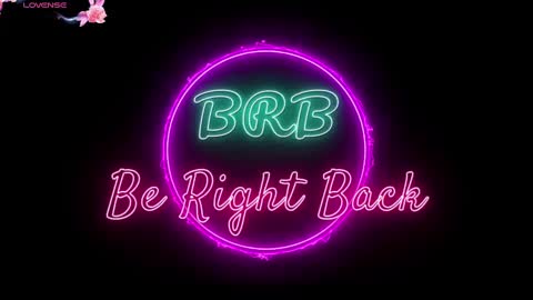 jade white  online show from 14, 2, 2025