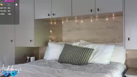 Jade online show from 9, 3, 2026