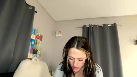 Snapshot of jadeee__ivy chatting on 9, 5, 2026 sexyeyes neverlie online show from 9, 5, 2026