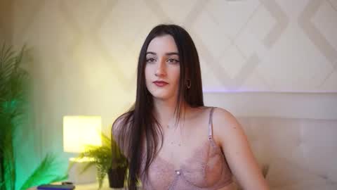  Jade  online show from 14, 12, 2025