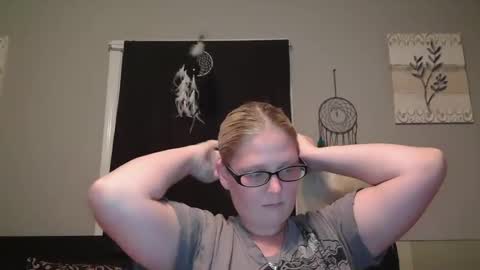 JadeLuv online show from 2, 12, 2024