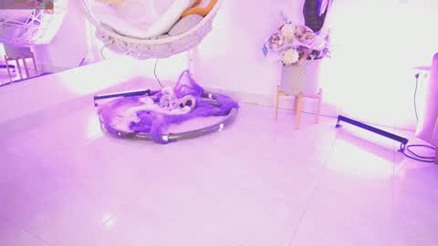 Jade Summer online show from 10, 10, 2025