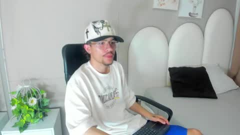 Snapshot of jake_miller__ chatting on 30, 4, 2026 Jake online show from 30, 4, 2026