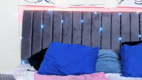 Hi guys im new 3 online show from 25, 12, 2024