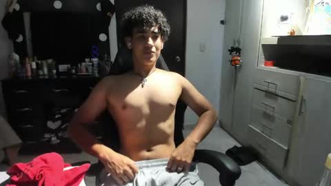 Snapshot of jake_willianss chatting on 7, 5, 2026 jake willianss online show from 7, 5, 2026
