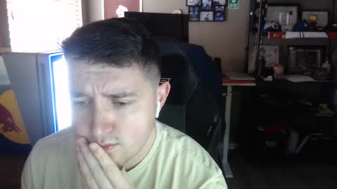 Snapshot of jake_winters chatting on 4, 1, 2025 Jake online show from 4, 1, 2025