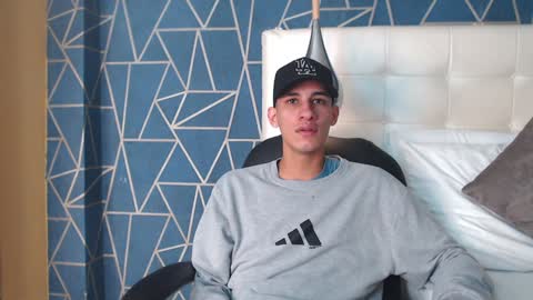 jakemoxleey online show from 17, 12, 2024