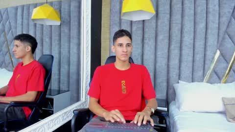 jakemoxleey online show from 30, 12, 2024