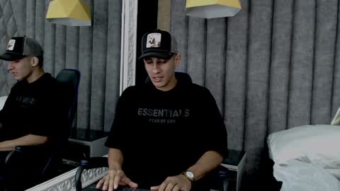 jakemoxleey online show from 15, 1, 2025