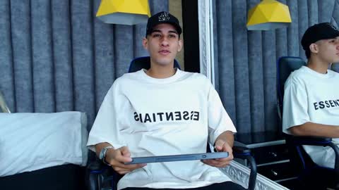 jakemoxleey online show from 19, 1, 2025