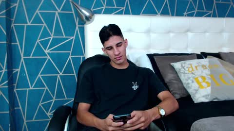 jakemoxleey online show from 27, 1, 2025