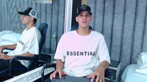 jakemoxleey online show from 1, 2, 2025