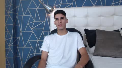 jakemoxleey online show from 12, 2, 2025