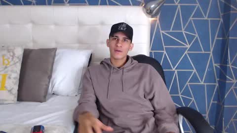 jakemoxleey online show from 12, 3, 2025