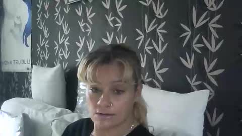 JAKKI LOUISE pornstar online show from 6, 11, 2025