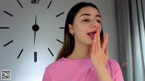 Iris online show from 25, 11, 2025