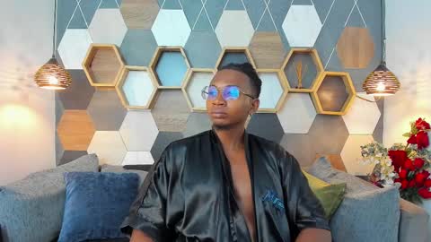   online show from 15, 2, 2025