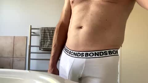 Snapshot of james3080 chatting on 3, 11, 2025 James online show from 3, 11, 2025