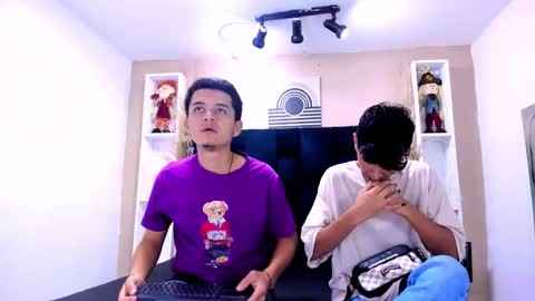 James y Kenet online show from 11, 2, 2026