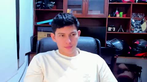 Snapshot of james_cr chatting on 31, 1, 2025 james_cr online show from 31, 1, 2025