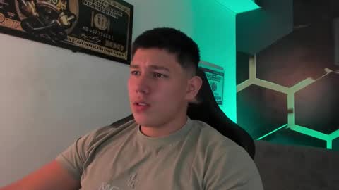 Snapshot of james_cr chatting on 10, 9, 2025 james_cr online show from 10, 9, 2025