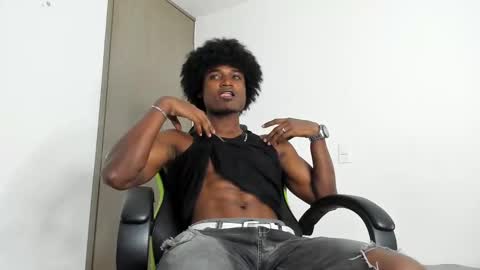 james_makony_1 online show from 17, 12, 2024