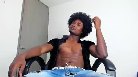 james_makony_1 online show from 30, 12, 2024